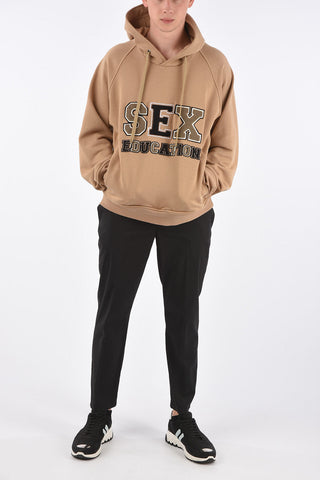 Felpa Hoodie SEX EDUCATION Easy Fit con Maxi Tasca