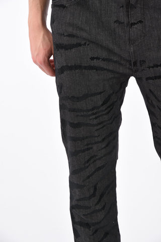 20cm Low Rise Jeans with Velvet Details