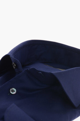 Pin Point spread collar shirt