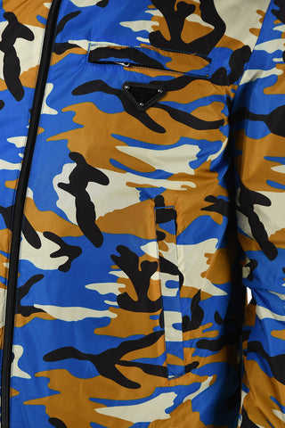 Camouflage Jacket with Zip Closure 