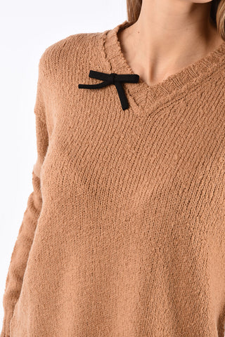v-neck sweater with Bow
