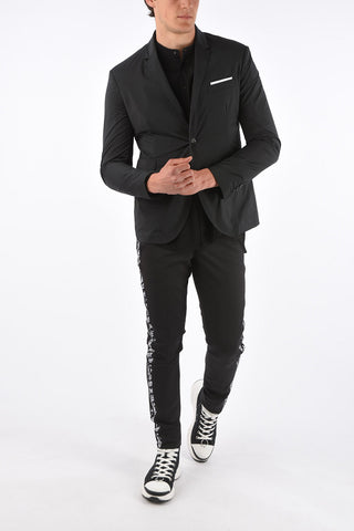 Slim fit notch lapel 2-button blazer