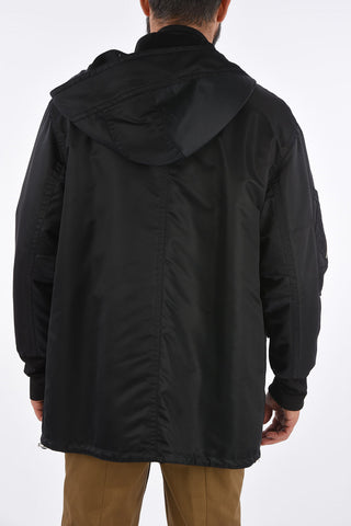 Giubbotto Oversize Fit con Cappuccio e Bottoni automatici  