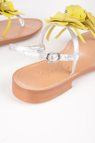 Thong Sandals CLIO with Floral Applications