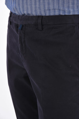 Mid-rise waist comfort fit chinos