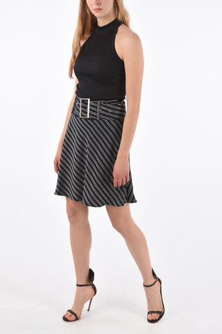 back-zip fastening sleeveless top