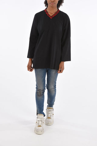 t-shirt scollo a v a manica lunga