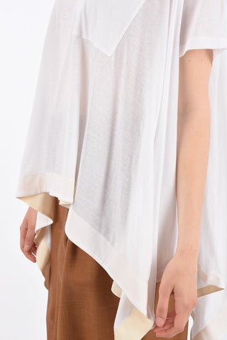 T-shirt Asimmetrica con Taschino