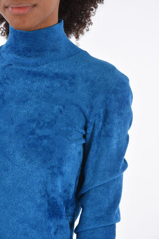 turtle-neck sweater