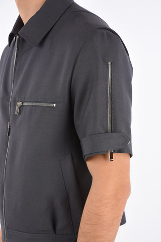 Shorts sleeve outerwear jacket with zip closure