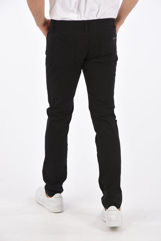 17cm Mid-rise waist Classic Fit jeans