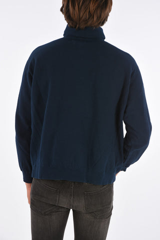 turtle neck sweathirt