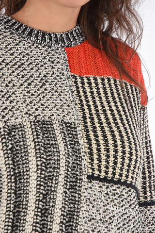 Häkelpullover mit Rundhalsausschnitt