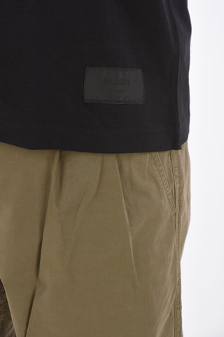 t-shirt in cotone scollo a v