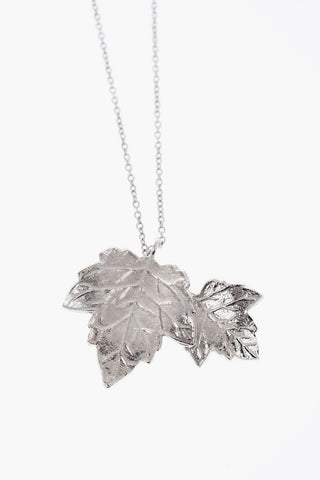 Metal Necklace with Leaf Pendant