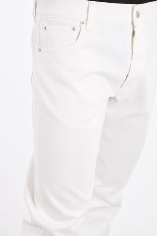 Mid-rise waist straight fit jeans