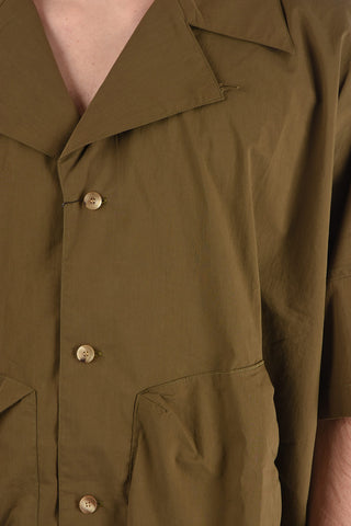 short sleeve shirt