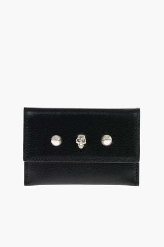 portacarte in pelle con borchie