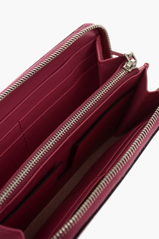leather wallet with zip closure