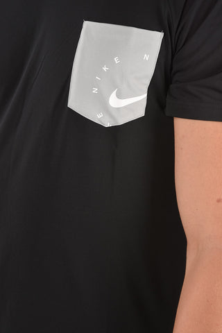 T-Shirt mit Brusttasche
