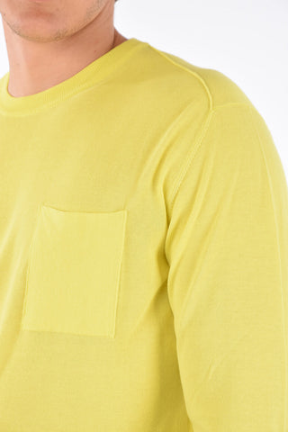 maglia girocollo con taschino