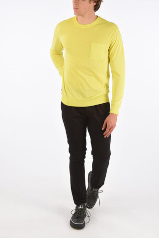 maglia girocollo con taschino