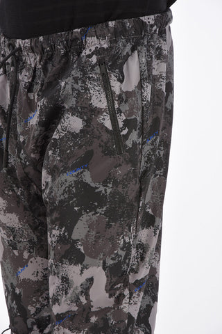 pantalone camouflage con coulisse in vita