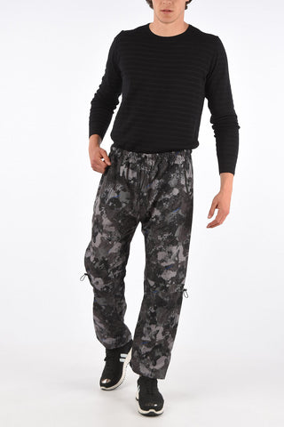 pantalone camouflage con coulisse in vita