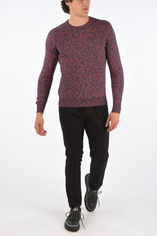 crew-neck cable knit sweater