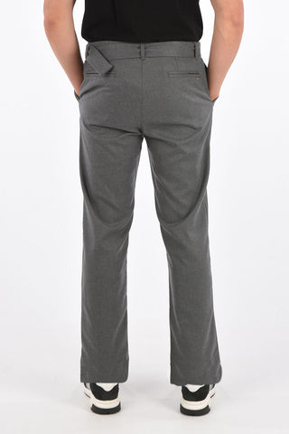 pantalone a doppia pince con cintura