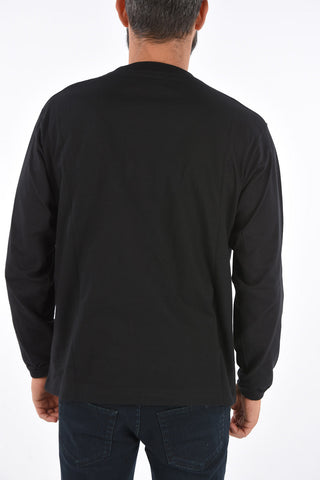 crew-neck long sleeve t-shirt