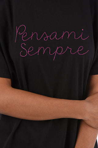 CIAO AMORE Embroidered PENSAMI SEMPRE Crewneck T-shirt 
