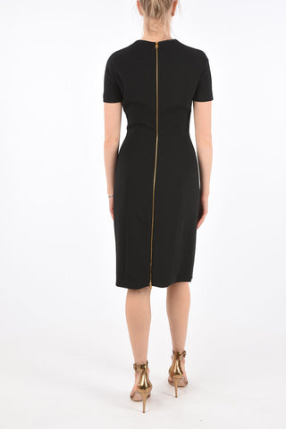 vestito a trapezio al ginocchio con spille dorate