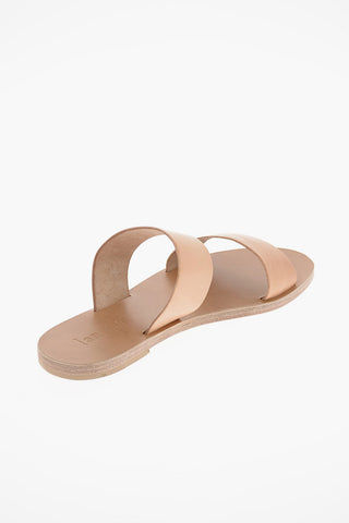 Slides in pelle