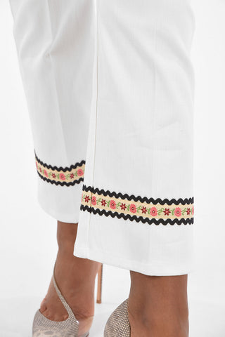bootcut jeans with embroidered hem